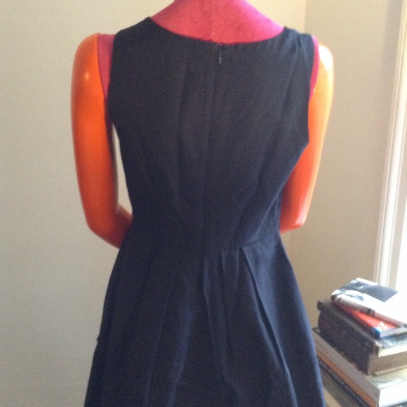 TOMMY HILFIGER. CLASSIC BLUE AND RED DRESS - Picture 4 of 8